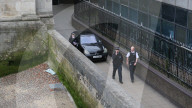 NEWS - Polizei entdecken ein verdächtiges Auto in London