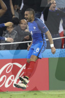 EURO 2016 - Frankreich gagen Albanien: Promis und Spielerfamilien im Stadion