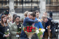 NEWS - London trauert und gedenkt der ermordeten Jo Cox