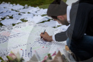 NEWS - London trauert und gedenkt der ermordeten Jo Cox