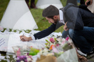 NEWS - London trauert und gedenkt der ermordeten Jo Cox