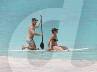 EXKLUSIV - Jennifer Aniston zeigt ihr Bäuchlein im Bikini auf den Bahamas