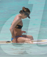 EXKLUSIV - Jennifer Aniston zeigt ihr Bäuchlein im Bikini auf den Bahamas