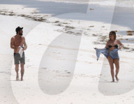 EXKLUSIV - Jennifer Aniston zeigt ihr Bäuchlein im Bikini auf den Bahamas