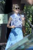 PEOPLE - Gwyneth Paltrow trägt Preppy-Style