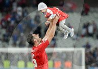 EURO 2016 - Blerim Dzemaili's Famile fiebert beim Spiel mit