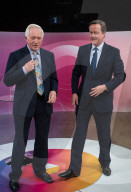 NEWS - Grossbritannien: Cameron warnt im TV vor "Brexit"-Folgen
