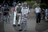 NEWS - Japaner demonstrieren gegen die US MilitÃ¤rbasis in Okinawa