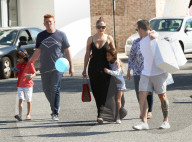 PEOPLE - Jennifer Lopez mit ihren Kiddies und Caspar Smart auf Shoppingtour