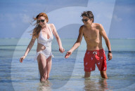 EXKLUSIV - Lindsay Lohan mit Egor Tarabasov auf Mauritius