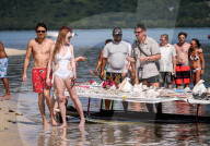 EXKLUSIV - Lindsay Lohan mit Egor Tarabasov auf Mauritius