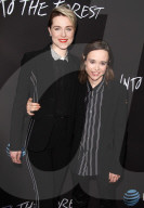 PEOPLE - Promis beim  'Into The Forest' Filmpremiere in Hollywood