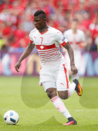 NEWS - Nati-Kicker Breel Embolo wechselt für 27 Mio zu Schalke 04