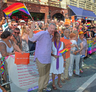 NEWS - New York: Bill de Blasio an der Pride Parade