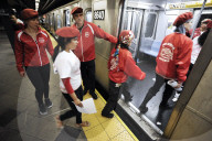 NEWS - New York: Weibliche "Guardian Angels" in der Subway