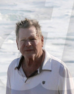 PEOPLE - Ryan O'Neal macht einen Strandspaziergang mit seinem Hund