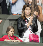 WIMBLEDON 2016 - Mirka Federer mit den Mädels auf der Tribüne