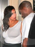 PEOPLE - Kim and Kanye feiern Khloe ihr 37. Geburtstag