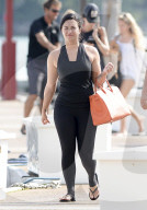 PEOPLE - Demi Lovato gut gelaunt in Miami unterwegs