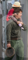 PEOPLE - Ethan Hawke unterwegs mit den Kindern in Cape Town