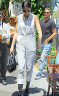 PEOPLE - Kenadall Jenner und Scott Disick zusammen auf Shoppingtour