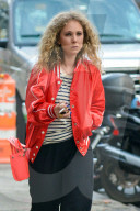 PEOPLE - Juno Temple unterwegs in Manhattan