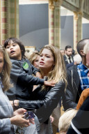 PEOPLE - Model Doutzen Kroes besucht mit Sohn Phyllon das Rijksmuseum in Amsterdam