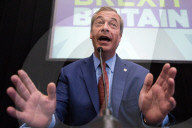 NEWS - London: Nigel Farage gibt seinen Rücktritt als UKIP-Leader  bekannt
