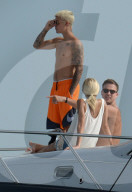 EXKLUSIV - Justin Bieber und Nicola Peltz machen Ferien in Miami