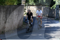 PEOPLE - Alle Jahre wieder: Nicolas Sarkozy macht Ferien in Cap Negre