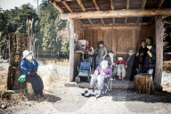 FEATURE - Diese japanische Stadt wird nur von Puppen bewohnt