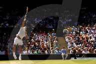 PEOPLE - Wimbledon: Roger Federer steht im Halbfinal