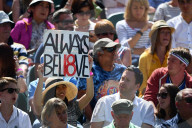 PEOPLE - Wimbledon: Roger Federer steht im Halbfinal