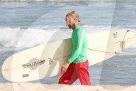 PEOPLE - Foo Fighter Taylor Hawkins am Strand von Montauk