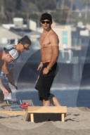 EXKLUSIV - Sexy: Orlando Bloom oben ohne am Strand von Malibu