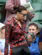 PEOPLE - Promis auf dem Weg zum Tennis-Match in Wimbledon
