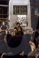 NEWS - Dallas: Grosse Trauer aber auch Wut