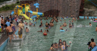 FEATURE - 'Whoopee Land' Freizeit & Wasserpark in Nepal