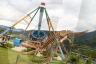 FEATURE - 'Whoopee Land' Freizeit & Wasserpark in Nepal