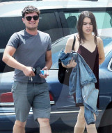 PEOPLE - Josh Hutcherson und Claudia Traisac auf dem Filmset in Valencia