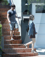 PEOPLE - Josh Hutcherson und Claudia Traisac auf dem Filmset in Valencia
