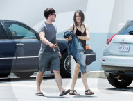 PEOPLE - Josh Hutcherson und Claudia Traisac auf dem Filmset in Valencia