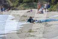 EXKLUSIV - Hilary und Haylie Duff mit ihren Kindern am beach von Malibu