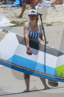 EXKLUSIV - Hilary und Haylie Duff mit ihren Kindern am beach von Malibu