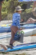 EXKLUSIV - Hilary und Haylie Duff mit ihren Kindern am beach von Malibu