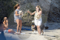 EXKLUSIV - Hilary Duff mit ihren Kindern am Beach von Malibu