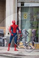 EXKLUSIV - Spider-Man fliegt durch Atlanta