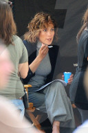 PEOPLE - Jennifer Lopez und Casper Smart auf dem Filmset von 'Shades of Blue'