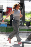 PEOPLE - Jennifer Lopez und Casper Smart auf dem Filmset von 'Shades of Blue'