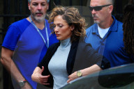 PEOPLE - Jennifer Lopez und Casper Smart auf dem Filmset von 'Shades of Blue'